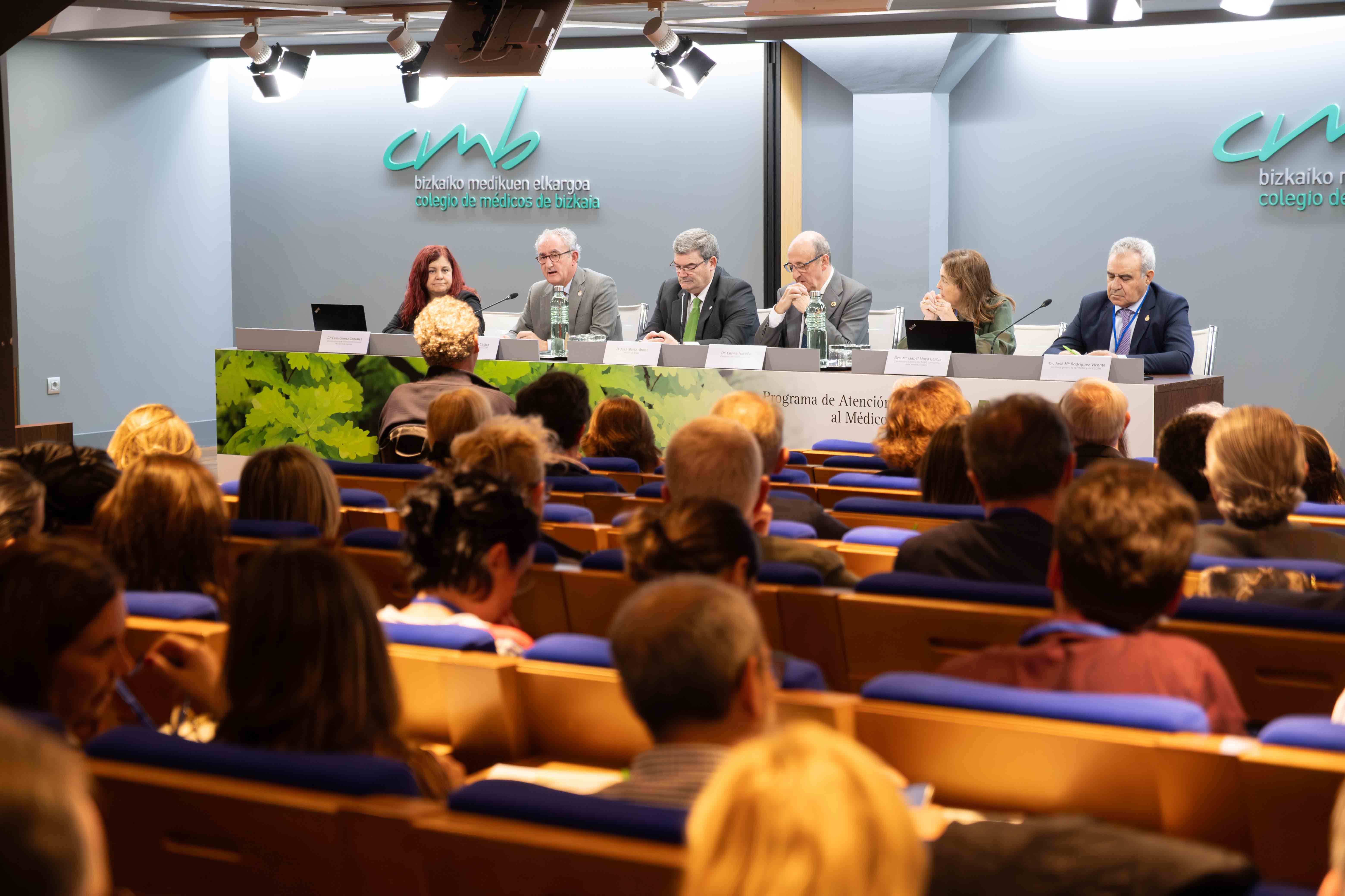 CORO DEL COLEGIO DE MÉDICOS
