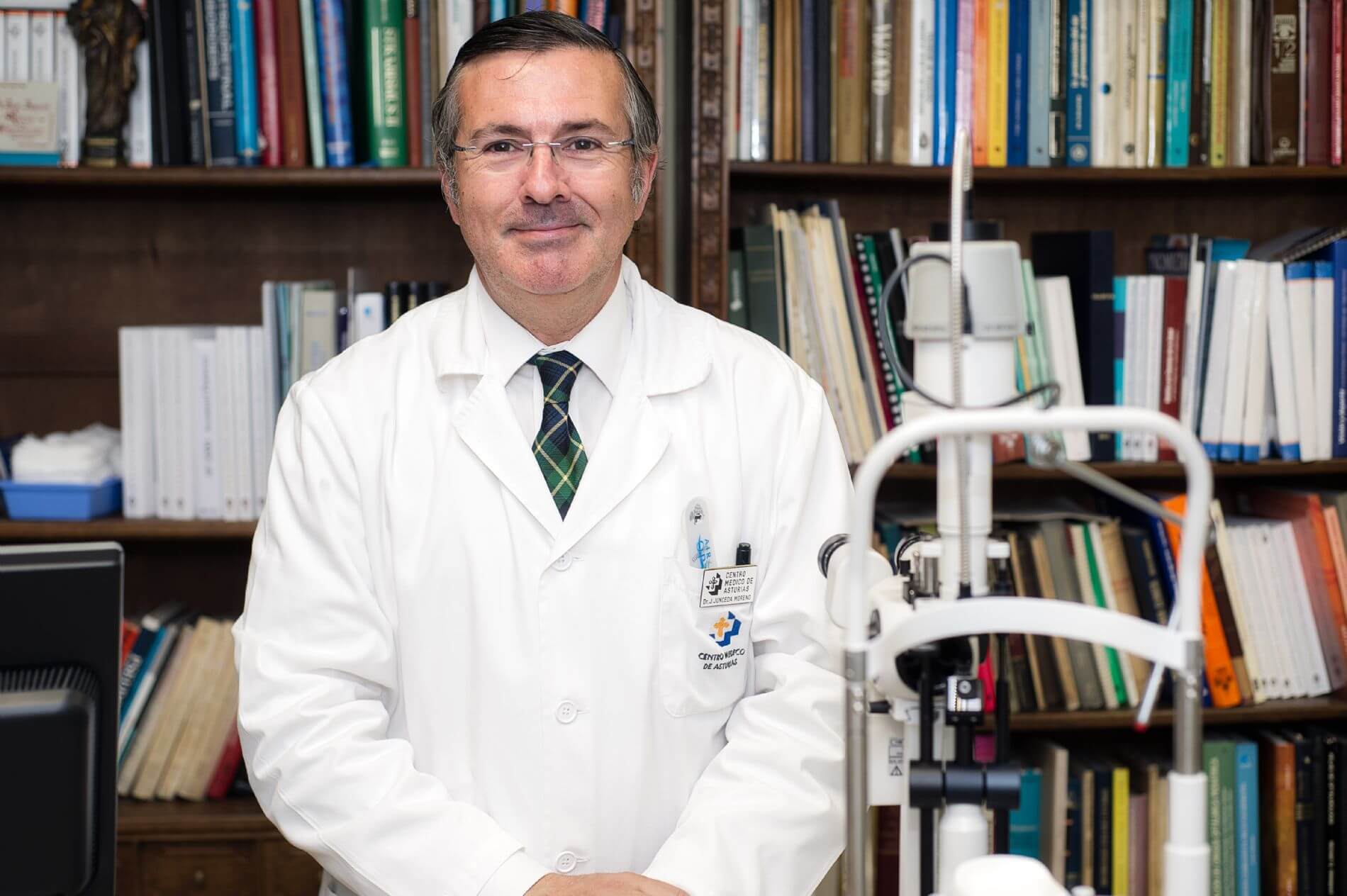 DR. JUAN JUNCEDA MORENO